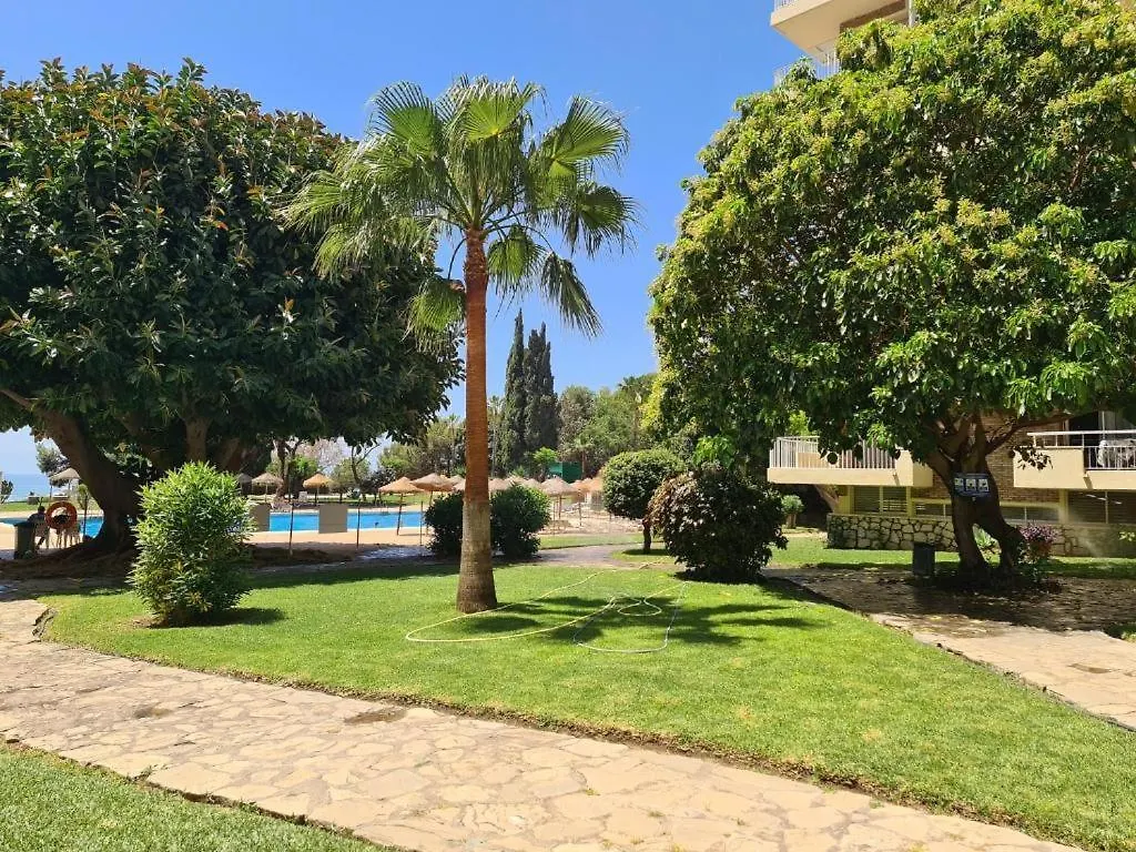 Iris Home Pool And Garden Benalmadena